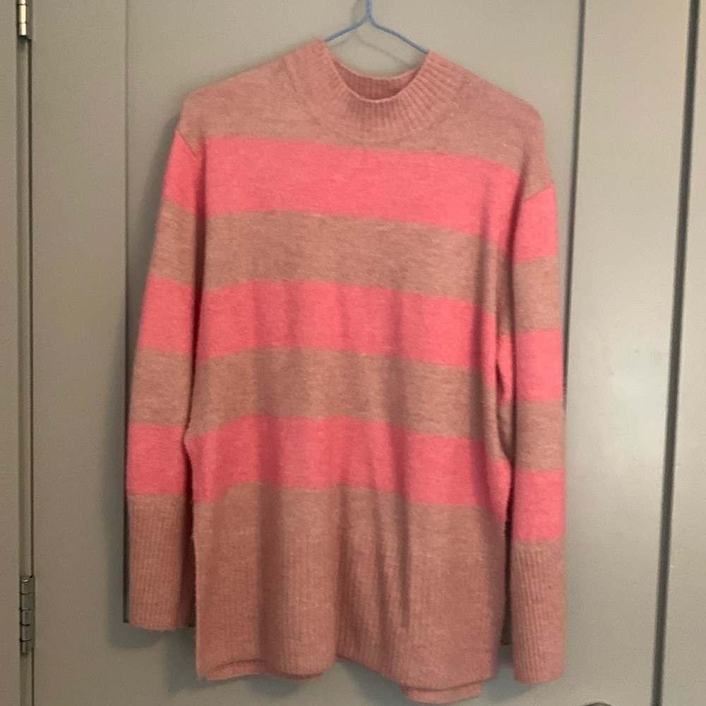 H&M Pink Maternity/Nursing Sweater Size Small EUC